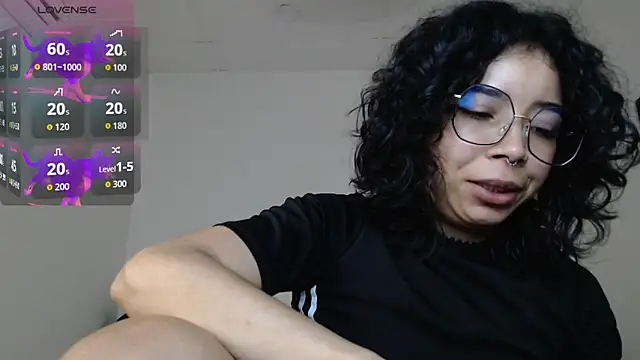 Putaku San online show from 7, 10, 2025