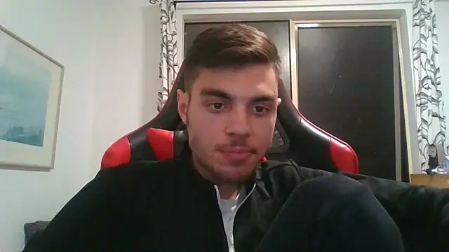 Snapshot of Omarnede chatting on 29, 9, 2025 Omarnede online show from 29, 9, 2025