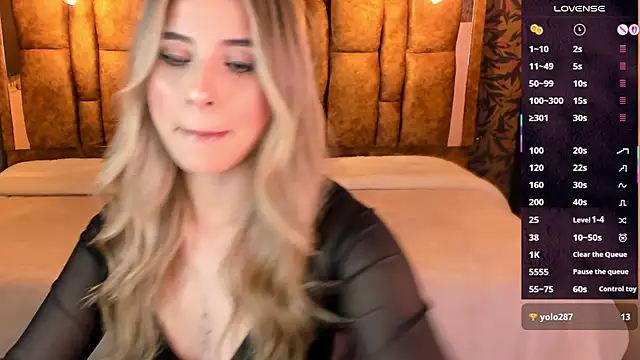 KiaraCarter online show from 16, 12, 2025