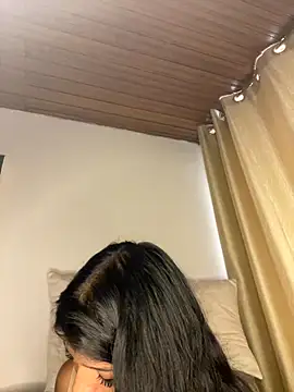 AgathaGeorgiou online show from 4, 10, 2025