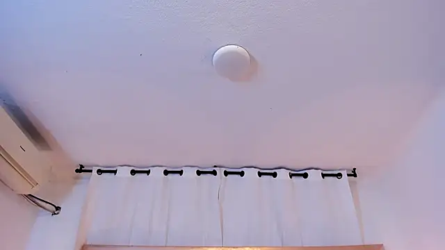 Snapshot of brittany069 chatting on 13, 10, 2025 brittany069 online show from 13, 10, 2025