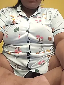 Snapshot of flamingoss chatting on 4, 11, 2025 flamingoss online show from 4, 11, 2025