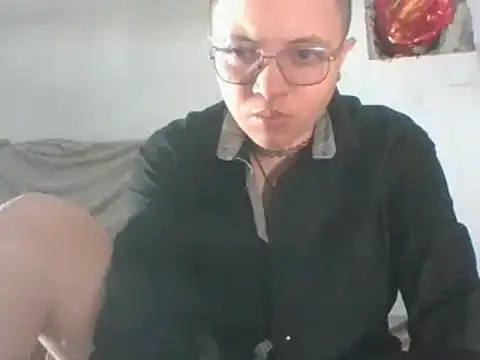 Snapshot of EdenJupiter chatting on 27, 1, 2025 EdenJupiter online show from 27, 1, 2025