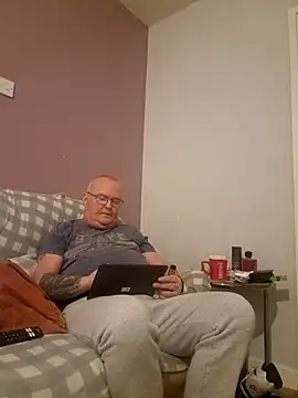 FriendlyDave online show from 16, 2, 2025