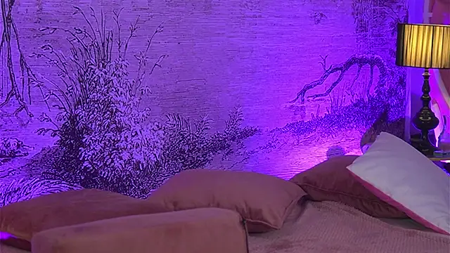 YamiraKim online show from 8, 11, 2025