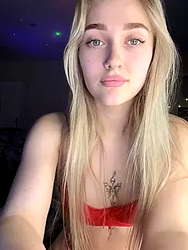 Good  Girl  online show from 24, 9, 2025