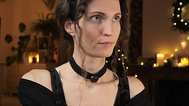 yulladao online show from 19, 12, 2025