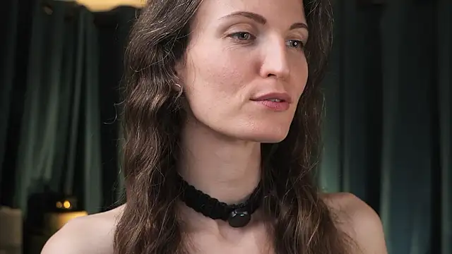 yulladao online show from 11, 3, 2026