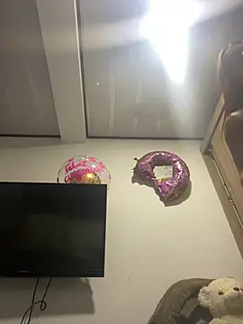 jesica  simpson online show from 21, 12, 2024