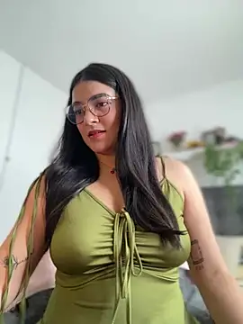 Lia flowers online show from 23, 2, 2025