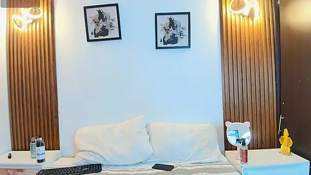 SofiaSweet  online show from 15, 4, 2026