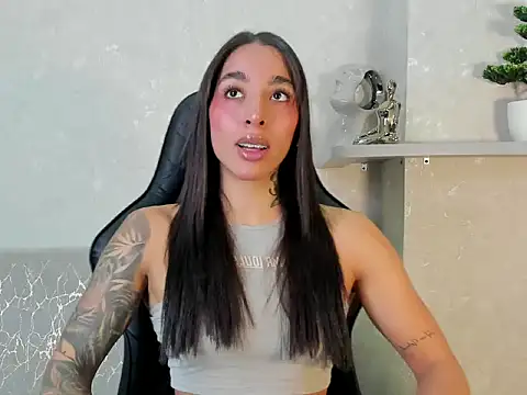 Snapshot of KAYLA_BATISTA chatting on 29, 7, 2026 KAYLA BATISTA online show from 29, 7, 2026