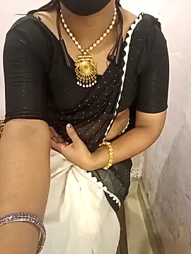 Snapshot of Mallu-Gayathri_Arun chatting on 21, 10, 2025 Mallu-Gayathri Arun online show from 21, 10, 2025