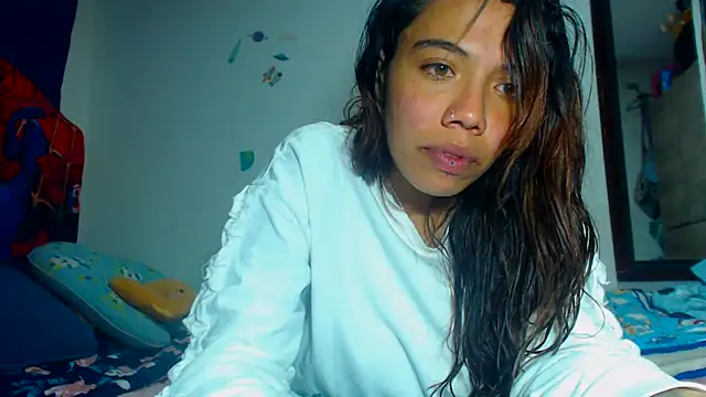 AmaraRoberts420 online show from 19, 12, 2024