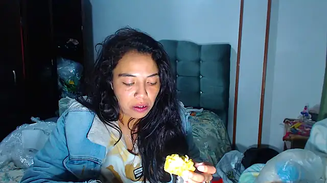 Snapshot of AmaraRoberts420 chatting on 17, 1, 2026 AmaraRoberts420 online show from 17, 1, 2026