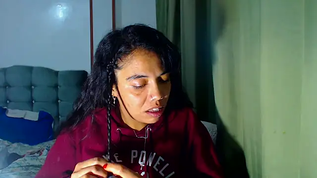 Snapshot of AmaraRoberts420 chatting on 1, 2, 2026 AmaraRoberts420 online show from 1, 2, 2026