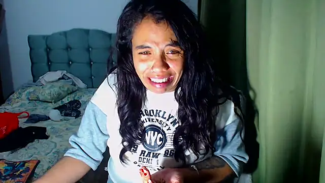 Snapshot of AmaraRoberts420 chatting on 18, 2, 2026 AmaraRoberts420 online show from 18, 2, 2026