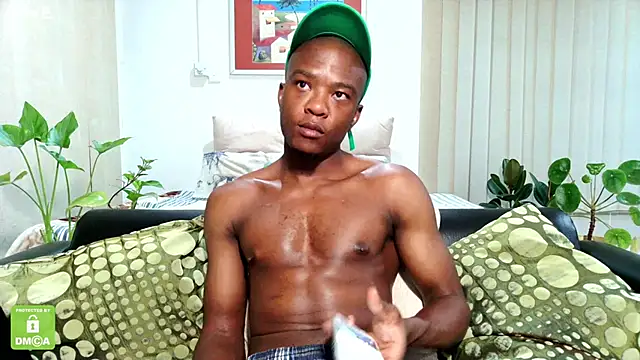 Snapshot of iCrushYenu chatting on 4, 12, 2024 iCrushYenu online show from 4, 12, 2024