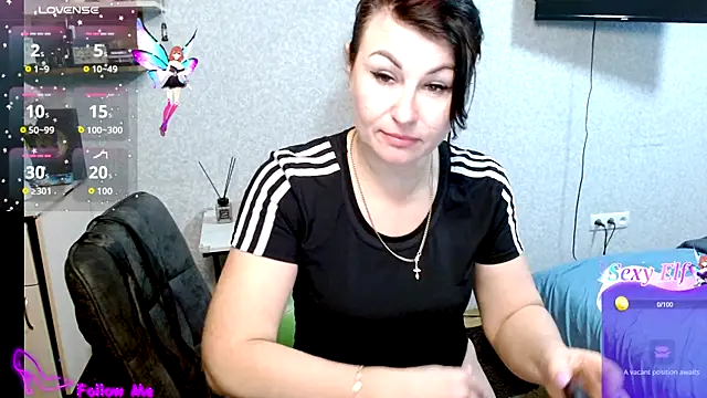 Snapshot of BeatriksS chatting on 17, 12, 2025 BeatriksS online show from 17, 12, 2025