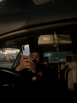 Dick 6inches online show from 19, 10, 2025