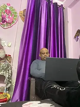 Dick 6inches online show from 2, 2, 2026