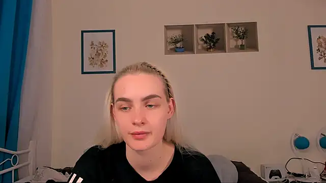 OliviaKisss online show from 16, 4, 2026