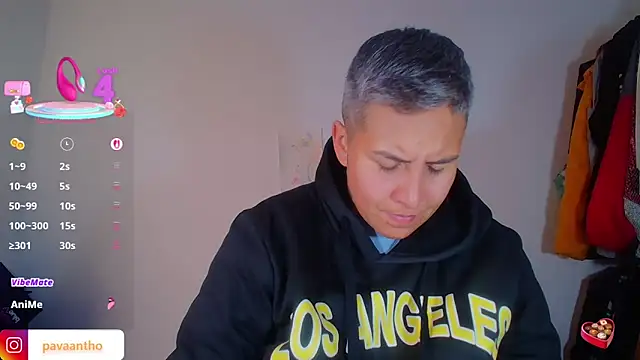 Yessi rousse online show from 5, 12, 2025