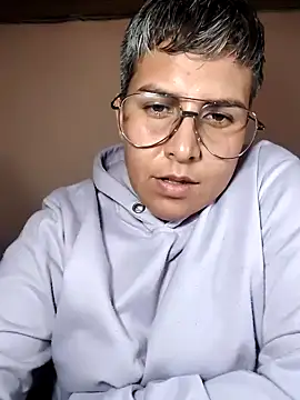 Yessi rousse online show from 13, 1, 2026