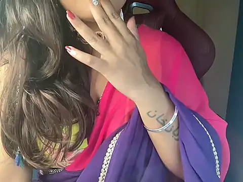 Snapshot of shanayaaa_1 chatting on 30, 1, 2025 shanayaaa 1 online show from 30, 1, 2025