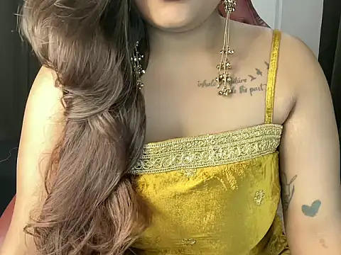 Snapshot of shanayaaa_1 chatting on 4, 5, 2026 shanayaaa 1 online show from 4, 5, 2026