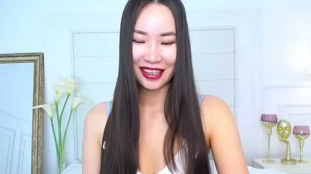 Snapshot of NaomiYuu chatting on 24, 12, 2024 NaomiYuu online show from 24, 12, 2024