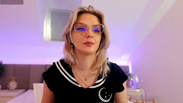 Snapshot of AshleyStorm_ chatting on 3, 3, 2026 AshleyStorm online show from 3, 3, 2026