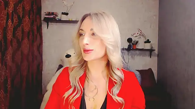 Snapshot of MillaXQueen chatting on 17, 2, 2025 MillaXQueen online show from 17, 2, 2025