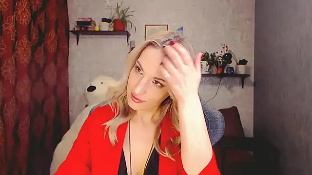 Snapshot of MillaXQueen chatting on 15, 3, 2025 MillaXQueen online show from 15, 3, 2025