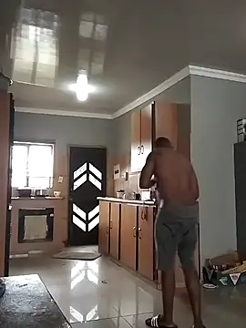 Snapshot of TheTwist chatting on 19, 2, 2025 TheTwist online show from 19, 2, 2025