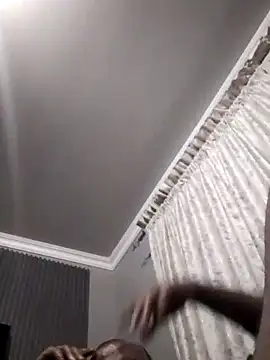 Snapshot of TheTwist chatting on 25, 2, 2025 TheTwist online show from 25, 2, 2025