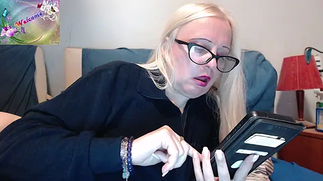 martachatte online show from 21, 10, 2025