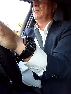 stiffandlubedxh online show from 3, 2, 2026