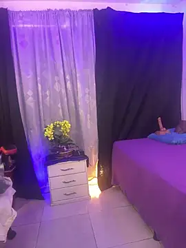 lonely shewolf online show from 2, 10, 2025