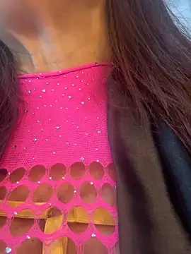 lonely shewolf online show from 28, 11, 2025