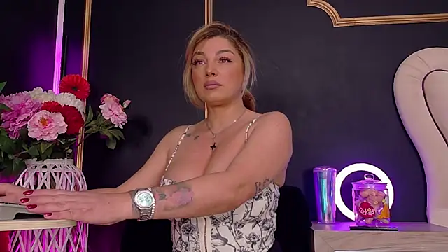 DeeaDiamondd online show from 15, 1, 2026