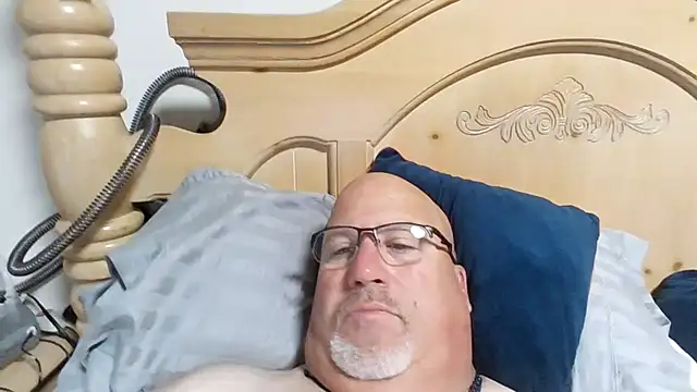 Snapshot of Bigbear0563 chatting on 1, 7, 2026 Bigbear0563 online show from 1, 7, 2026