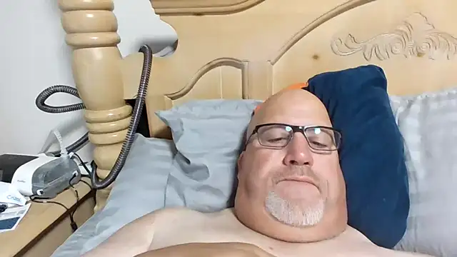 Snapshot of Bigbear0563 chatting on 6, 7, 2026 Bigbear0563 online show from 6, 7, 2026