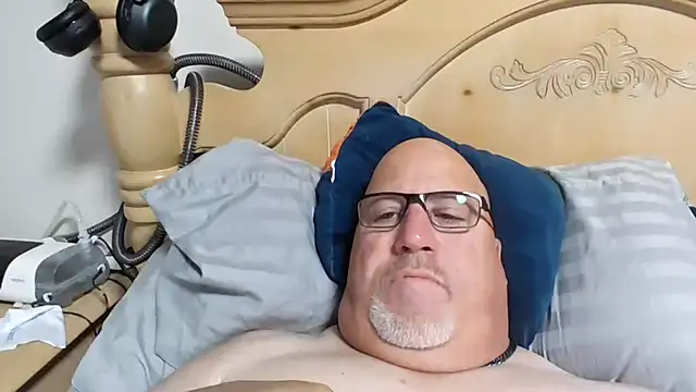 Snapshot of Bigbear0563 chatting on 7, 7, 2026 Bigbear0563 online show from 7, 7, 2026