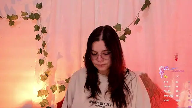 Snapshot of Mey_moon chatting on 20, 3, 2025 Mey moon online show from 20, 3, 2025