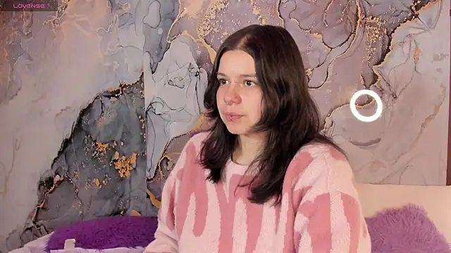 Snapshot of Mey_moon chatting on 5, 2, 2026 Mey moon online show from 5, 2, 2026