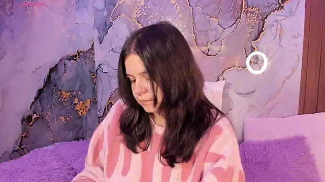 Snapshot of Mey_moon chatting on 7, 2, 2026 Mey moon online show from 7, 2, 2026