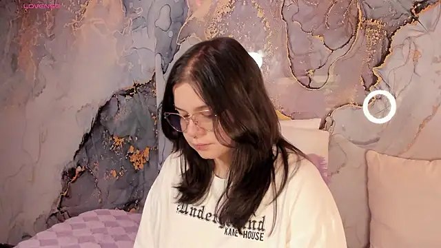 Snapshot of Mey_moon chatting on 22, 2, 2026 Mey moon online show from 22, 2, 2026