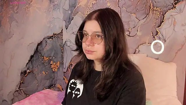 Snapshot of Mey_moon chatting on 27, 2, 2026 Mey moon online show from 27, 2, 2026