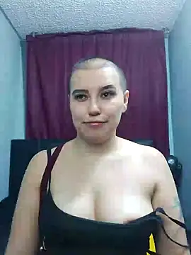 TamySweetness online show from 4, 1, 2025